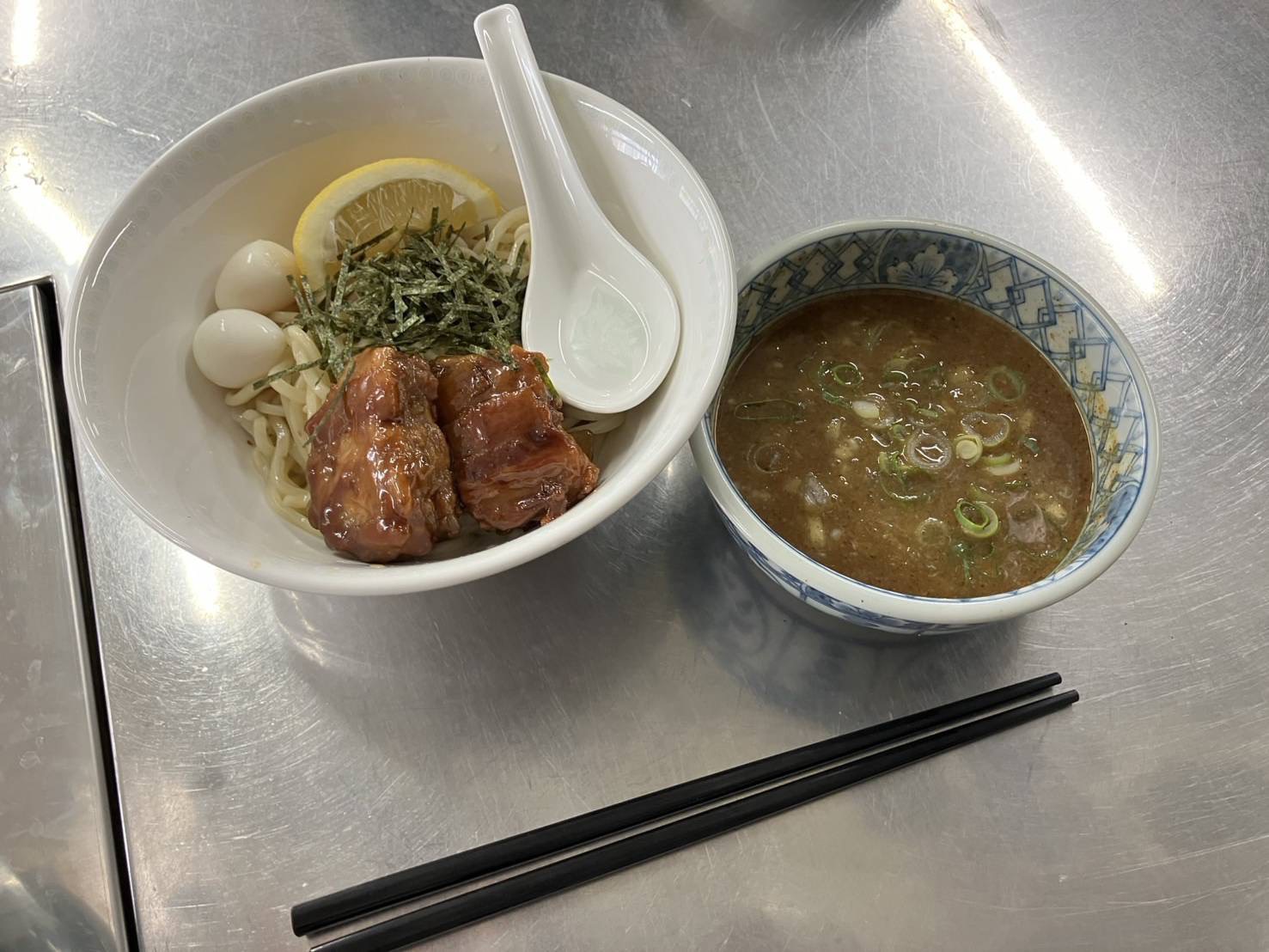 豚骨魚介つけ麺 つけ賀正